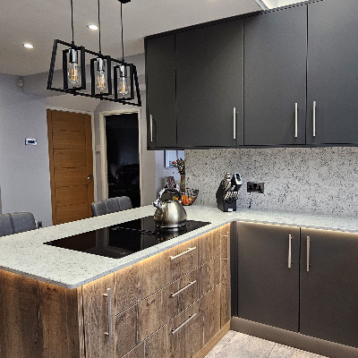 PIATTO SENSE (GRAPHITE MATTE, PEWTER HALIFAX OAK)